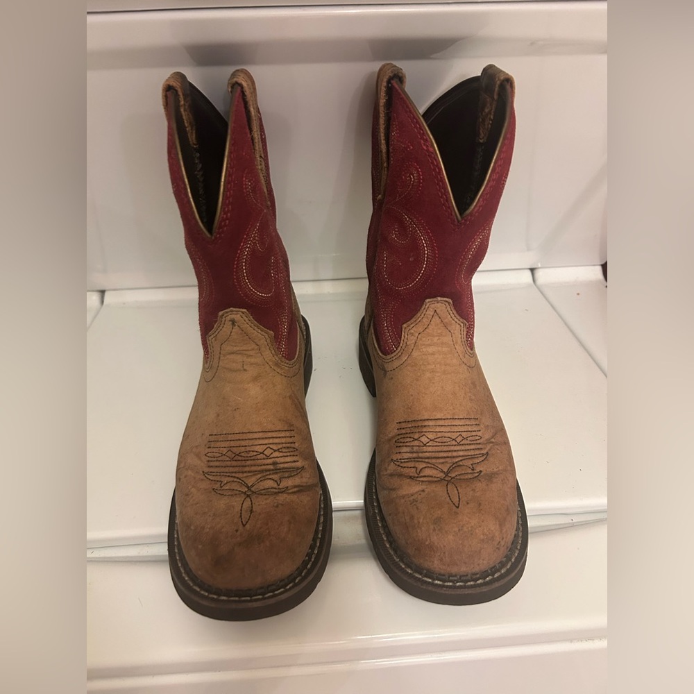 Ariat Men's Red and Tan Western Boots